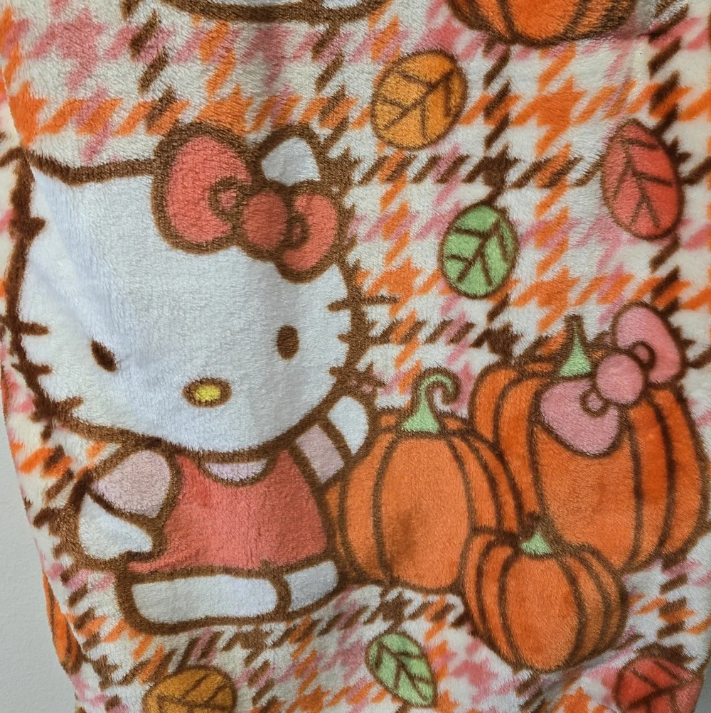 Sanrio Hello Kitty Pumpkin Twill Silk Touch Throw Blanket Orange White